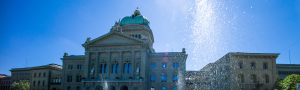 Politik.Bundeshaus von aussen.Slider.13