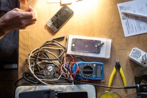 Repair Café Bern in der Café-Bar Turnahalle im Progr