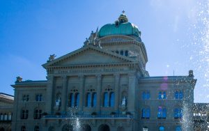 Politik.Bundeshaus von aussen.72