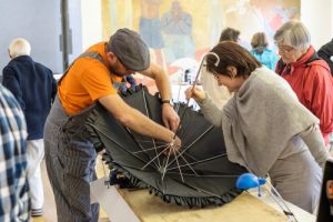 20161029_Repair-Cafe_Schirm-Web
